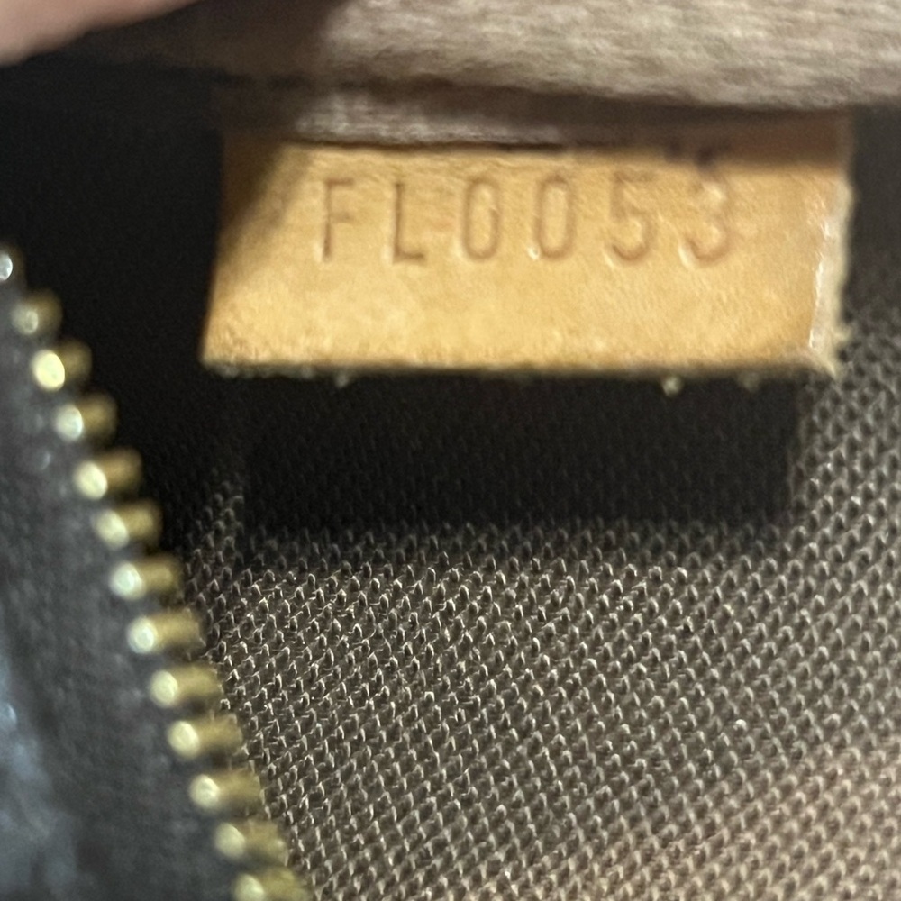 Louis Vuitton Brown Monogram Women's Bag - Picture 4 of 16